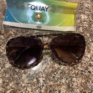 QUAY aviators